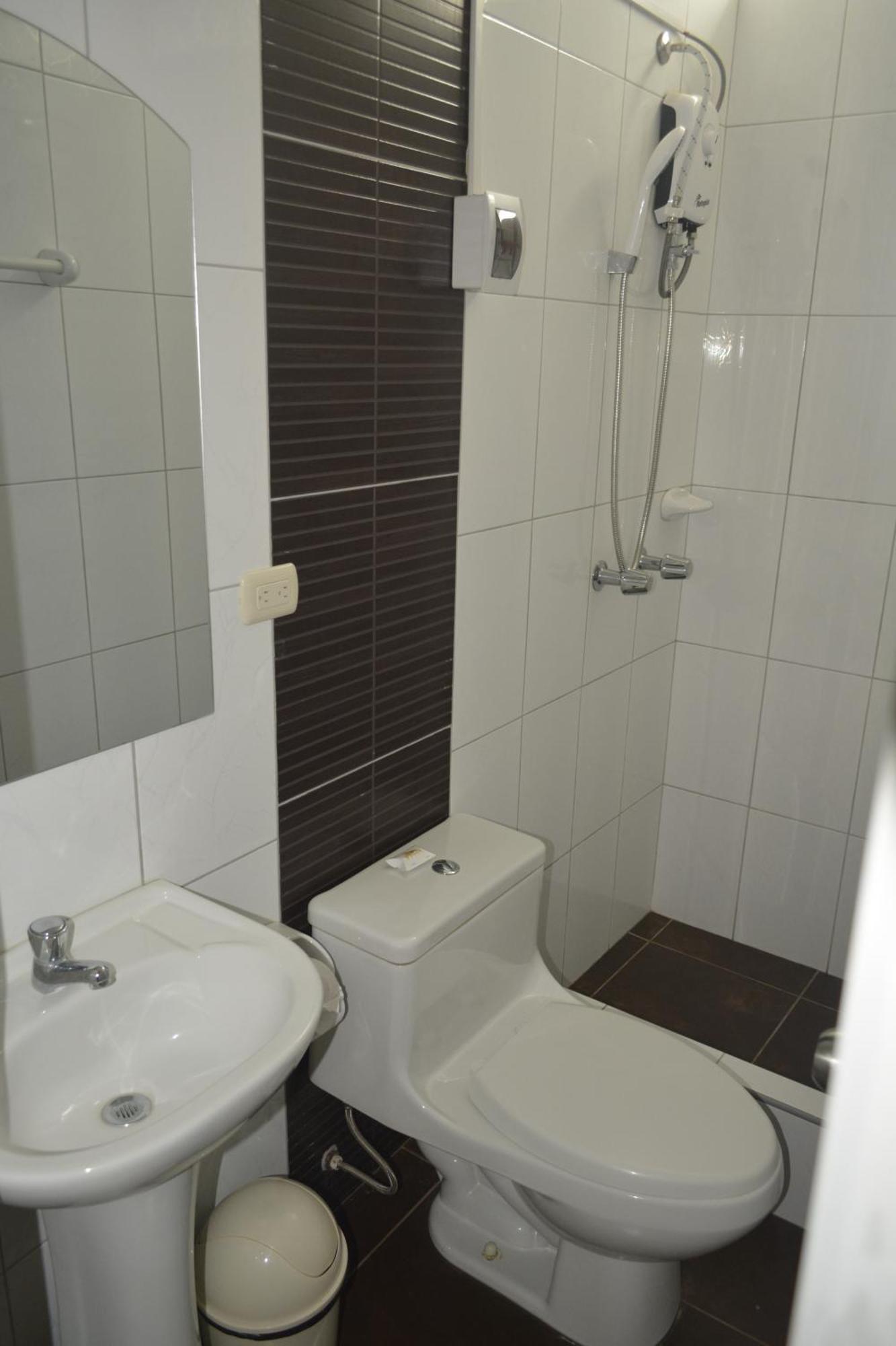 D'Milez Hotel Puerto Maldonado Room photo