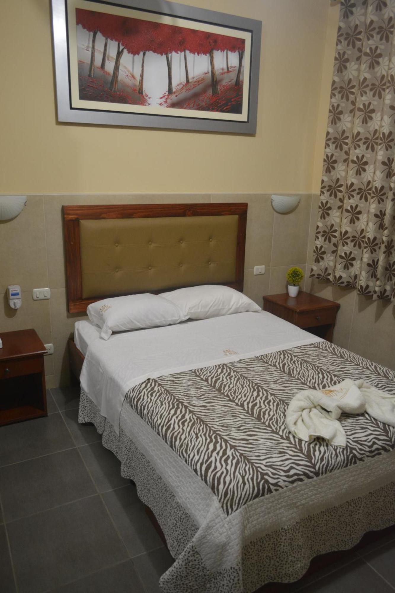 D'Milez Hotel Puerto Maldonado Room photo